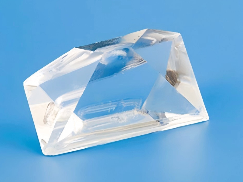 CLBO晶體：紫外激光技術(shù)突破的核心引擎